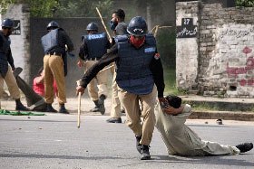 Obama: „Iranienii sunt cei care trebuie să decidă. Nu ne vom implica“ 94542