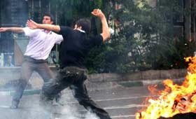 Cel puţin 19 morţi în protestele de la Teheran 94577