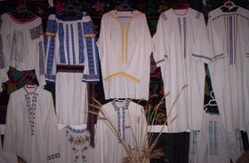 Cămăşile unicat din colecţia muzeală de la Conceşti 94628