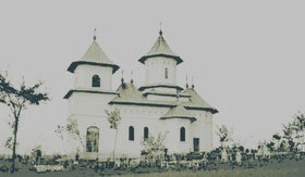 La Podriga se zideşte o „biserică a florilor“ 94633