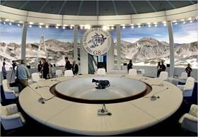 Italia, ameninţată cu excluderea din G8 94742