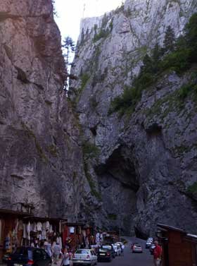 Drumeţie în Bicaz 94786