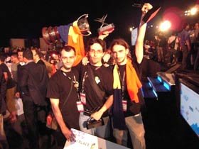 Trei informaticieni din Iaşi vor să astupe gropile din oraş cu „UpCity“ 94796