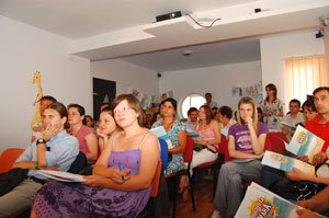 Copiii la grădiniţă, părinţii la şcoală 94863