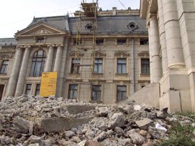 4,24 milioane de euro pentru reabilitarea Teatrului Naţional din Iaşi 94911