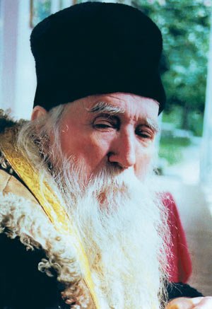 „Credinţa în Dumnezeu este izvorul rugăciunii, iar iubirea de Dumnezeu este sufletul ei” 94995