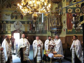 Slujbă de pomenire pentru mitropolitul Visarion Puiu 95020