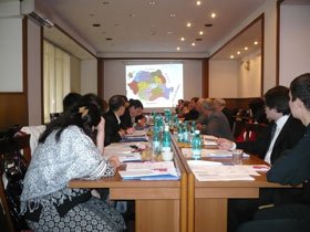 Zeci de agenţii şi mii de posturi din ministere se restructurează 95040