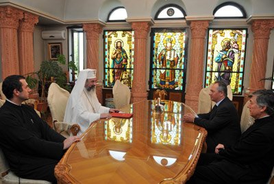 Patriarhul l-a primit pe reprezentantul permanent al României pe lângă Consiliul Europei de la Strasbourg 95165