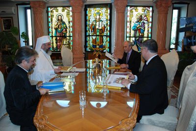 „Lectura şi interpretarea Sfintei Scripturi trebuie să reprezinte o preocupare constantă în viaţa Bisericii” 95229