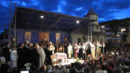 O biserică nouă şi un sfânt nou pentru credincioşii dobrogeni 95444