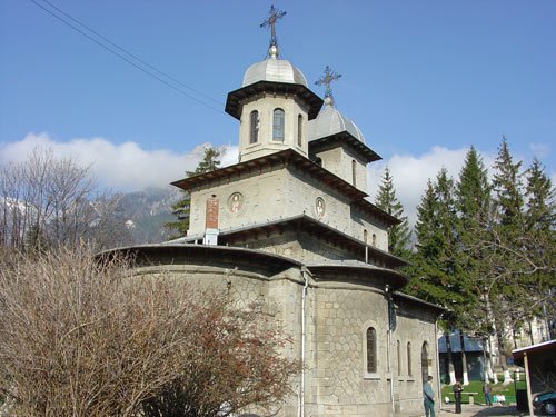 Perla arhitecturală de la rădăcina Crucii de pe Caraiman 95593