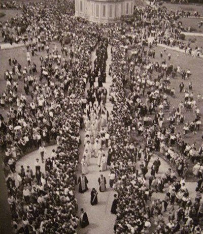 Sărbători, pelerinaje şi procesiuni religioase în România comunistă 95577