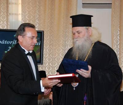 Preasfinţitul Calinic Botoşăneanul, cetăţean de onoare al Iaşului 95603