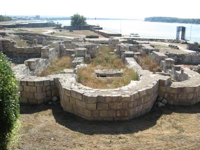 În ce limbă s-a propovăduit Evanghelia la geto-daci? 95633