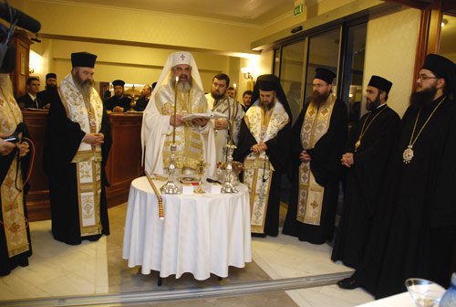 „Odoare Sfinte” folositoare pentru o viaţă de sfinţire a sufletului şi a trupului 95706