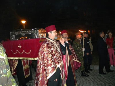 Catedrala mitropolitană din Craiova şi-a cinstit ocrotitorul 95735