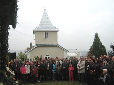 „Mulţumim Sfântului Mare Mucenic Dimitrie, care ne-a ajutat să finalizăm lucrările la biserica noastră“ 95745