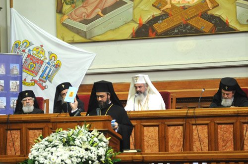 Şedinţa solemnă a Sfântului Sinod 95739