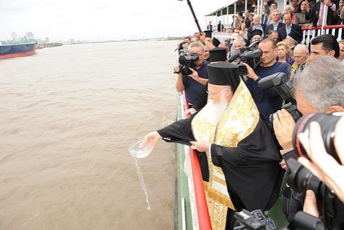 Al VIII-lea Simpozion Internaţional „Religie, ştiinţă şi mediu“ 95798