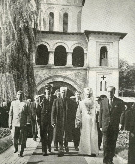 Genealogia terorii. Monahii şi Securitatea 95968