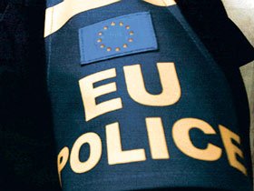 Misiunile de pace ale UE, prea „ambiţioase“ pentru capacitatea sa actuală 96115