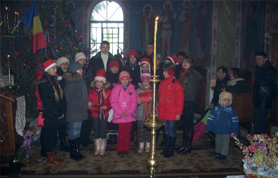 Parohia „Naşterea Maicii Domnului“ - Uda promovează tradiţia colindelor 96375