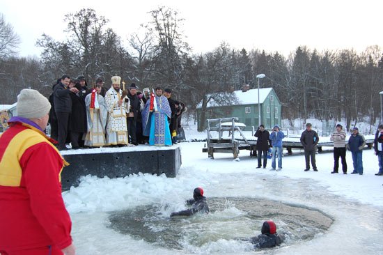Boboteaza în mai multe eparhii româneşti 96425