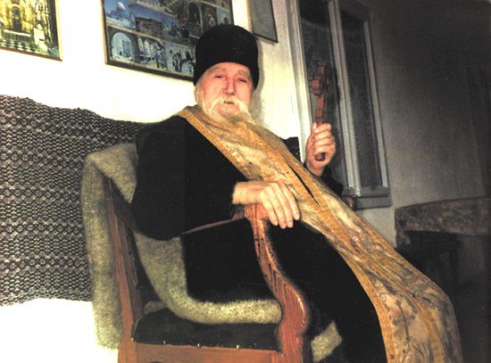 „Cine nu ştie că un preot bun transformă sufleteşte pe credincioşii săi?” 96446