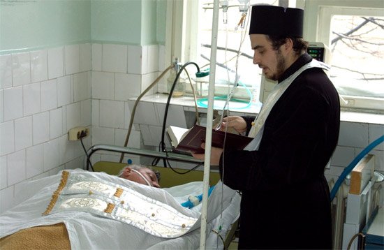 Slujirea aproapelui şi egalitatea creştină în Biserică 96512