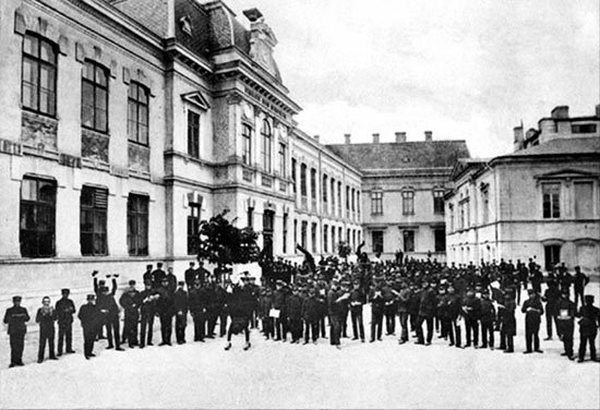 Memoria Bisericii în imagini: Seminarul Teologic „Nifon Mitropolitul“ din Bucureşti 96698