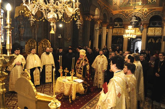 Cinci ani de misiune creştină prin „Ziarul Lumina“ 96814