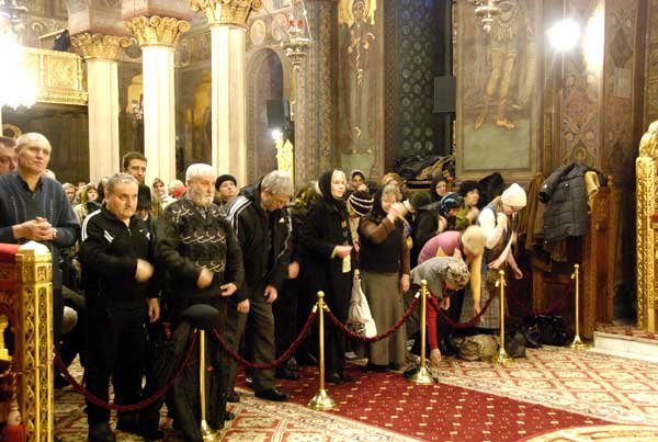 În biserici se oficiază Canonul cel Mare 96873
