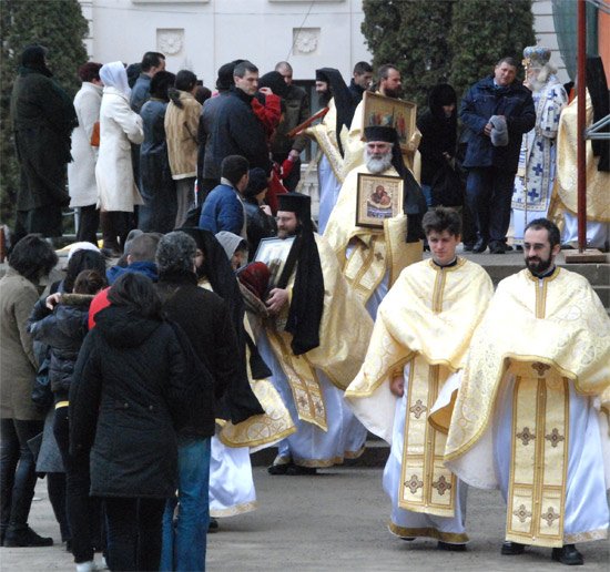 „Să redescoperim făgăduinţa pe care am făcut-o la Sfântul Botez“ 96929