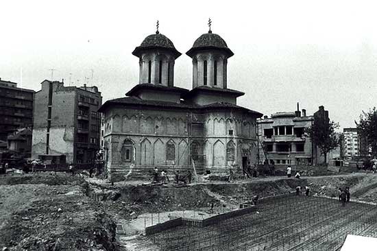 Memoria Bisericii în imagini: Biserica Olarilor din capitală 96936