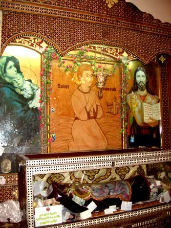 „Nu este alt Dumnezeu decât Domnul Sfântului Abanoub!“ 97038