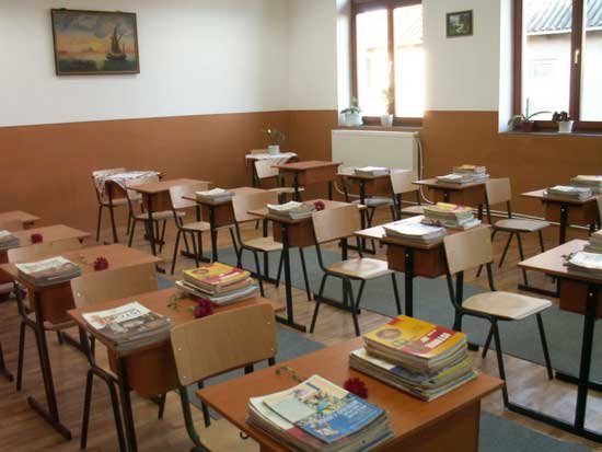 Mai puţini copii în clasa I, mai puţine şcoli 97068