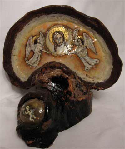 Icoanele pictate pe iască ale primarului de la Valea Mare 97135