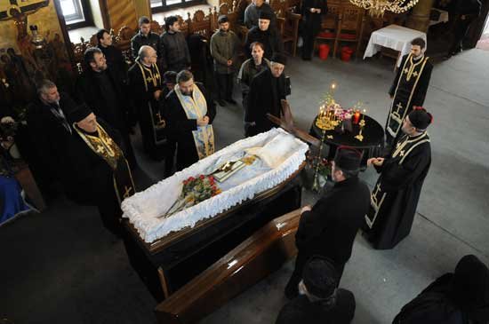 Moment de reculegere pentru părintele Dumitru Popescu 97149