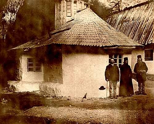 Memoria Bisericii în imagini: Schitul Peştera Ialomicioarei 97164