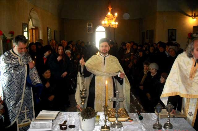 Procesiune cu sfinte moaşte în cinci parohii din Protopopiatul Iaşi 2 97288