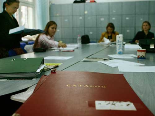 Sindicaliştii din educaţie nu vor trece notele în catalog 97310
