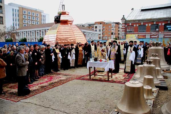 Clopote noi pentru catedrala din Drobeta-Turnu Severin 97319