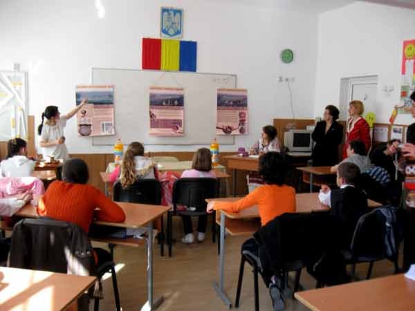 Concurs dedicat „Sărbătorii Paştilor la români“ 97376