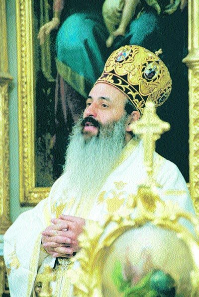 Sfintele Paşti - trecerea omului de la întuneric la lumină 97398