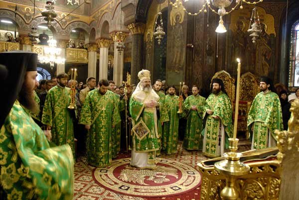 Slujbe arhiereşti săvârşite în Duminica Floriilor 97404