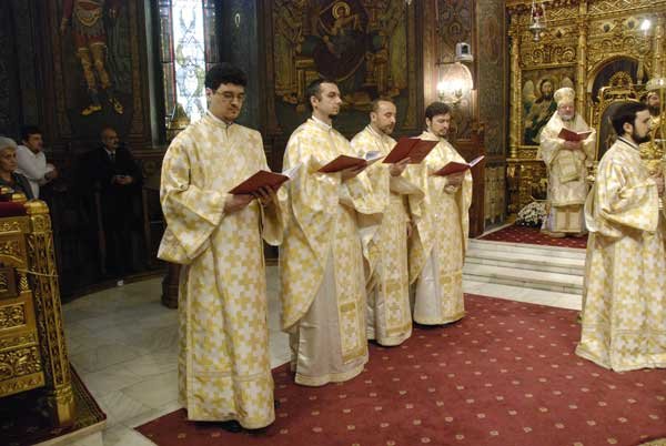 Evanghelia Învierii, un dar către toţi oamenii 97472