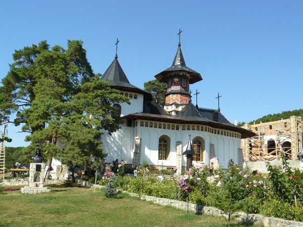 Sărbătoarea Izvorului Tămăduirii în Mitropolia Moldovei şi Bucovinei 97503