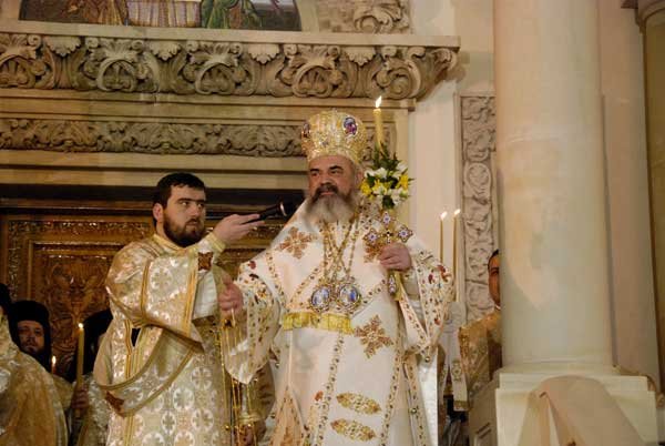 Sfintele Paşti - Sărbătoarea trecerii de la moarte la viaţă cerească 97494