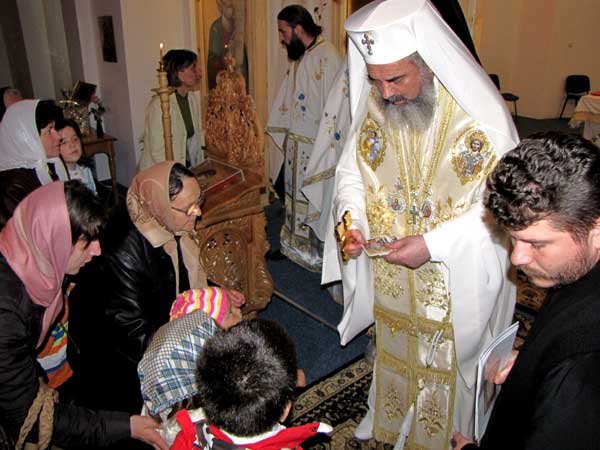 „Izvorul Tămăduirii este Iisus Hristos, Care ne-a tămăduit de păcatul neascultării“ 97509